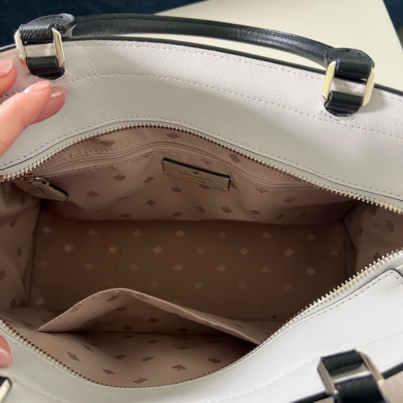 Kate Spade Tote - Picture 3 of 5